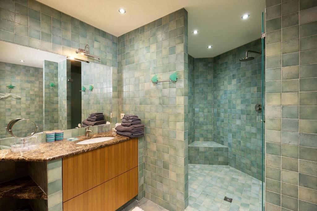 Villa In Gated Community Of Hotel La Reserve Ramatuelle Ngoại thất bức ảnh